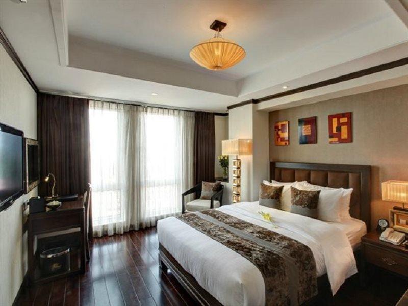 Golden Lotus Boutique Hotel Ханой Экстерьер фото