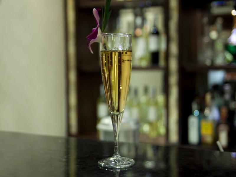 Golden Lotus Boutique Hotel Ханой Экстерьер фото