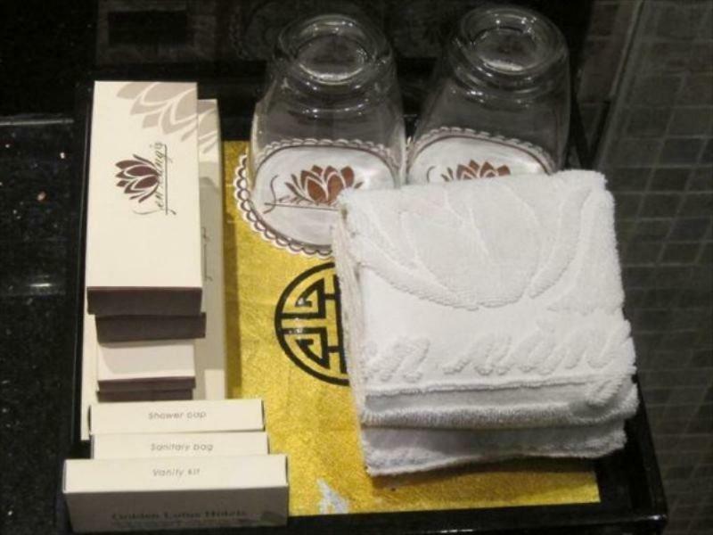 Golden Lotus Boutique Hotel Ханой Экстерьер фото